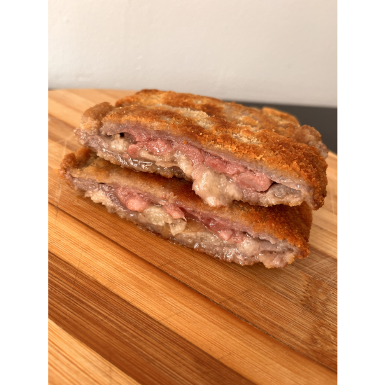 Cachopo Baturrico con ternera, longaniza, queso madurado y cebolla caramelizada